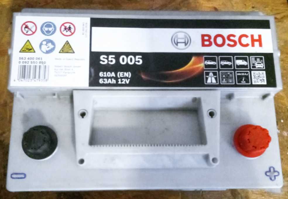 Автомобільний акумулятор Bosch 63Ah Єв (-/+) S5005 | бв чудовий стан