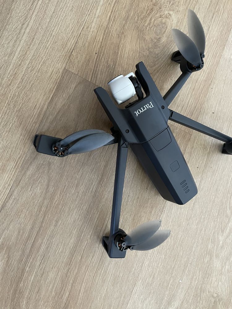 drone parrot novo