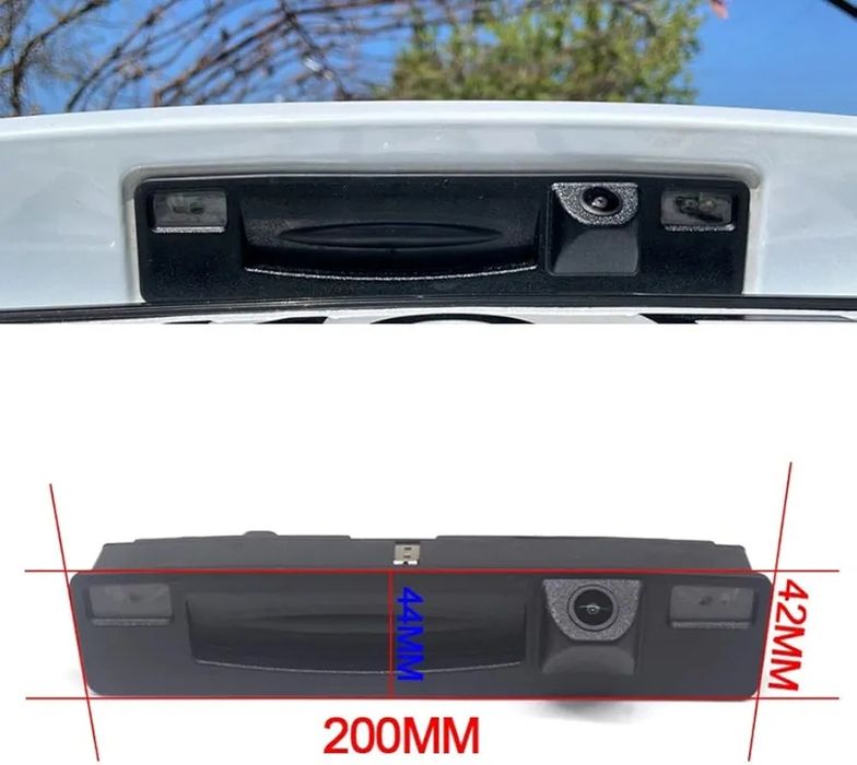 Câmera de visão traseira Ford Focus / Fiesta / Puma