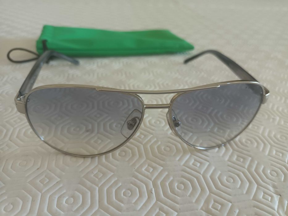 Oculos de sol Ralph Lauren usados uma vez, com oferta de bolsa