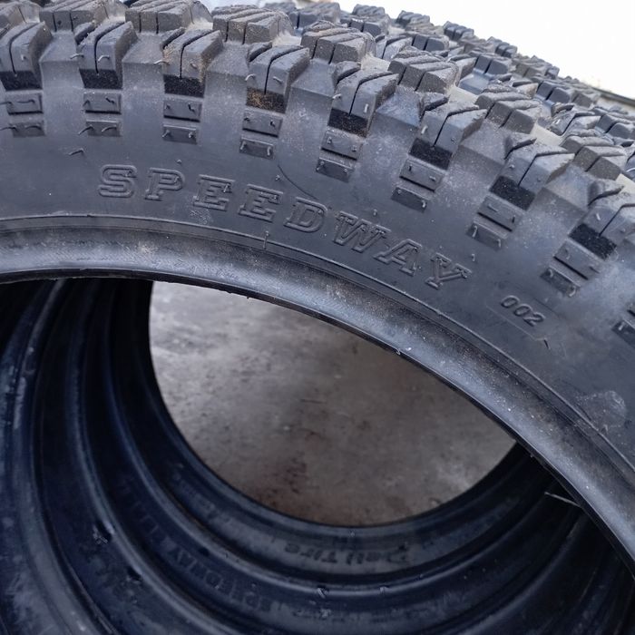 Покришка на мотоцикл 3.75-19 на МТ Дніпро Урал К-750