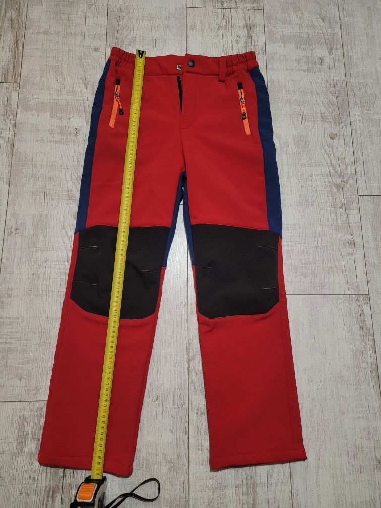 Czerwone spodnie softshell, r. 152/158