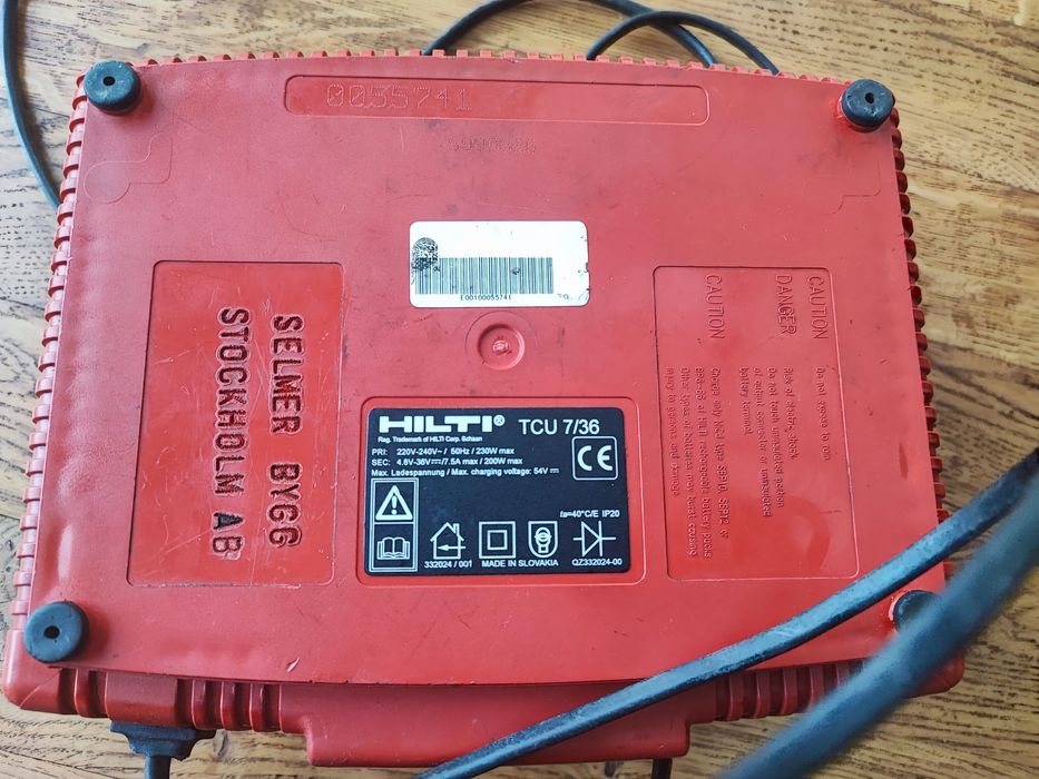 Ładowarka Hilti C4-36/350 TCu-7/36