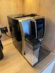 Ekspres do kawy DeLonghi Dinamica