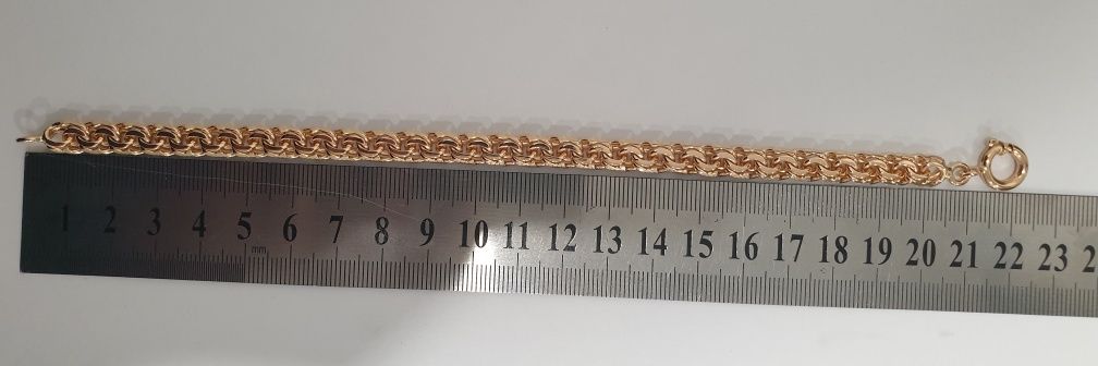 Pulseira grossa em ouro