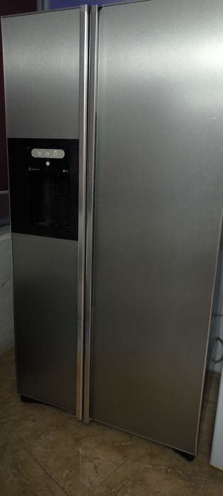 Frigorífico americano