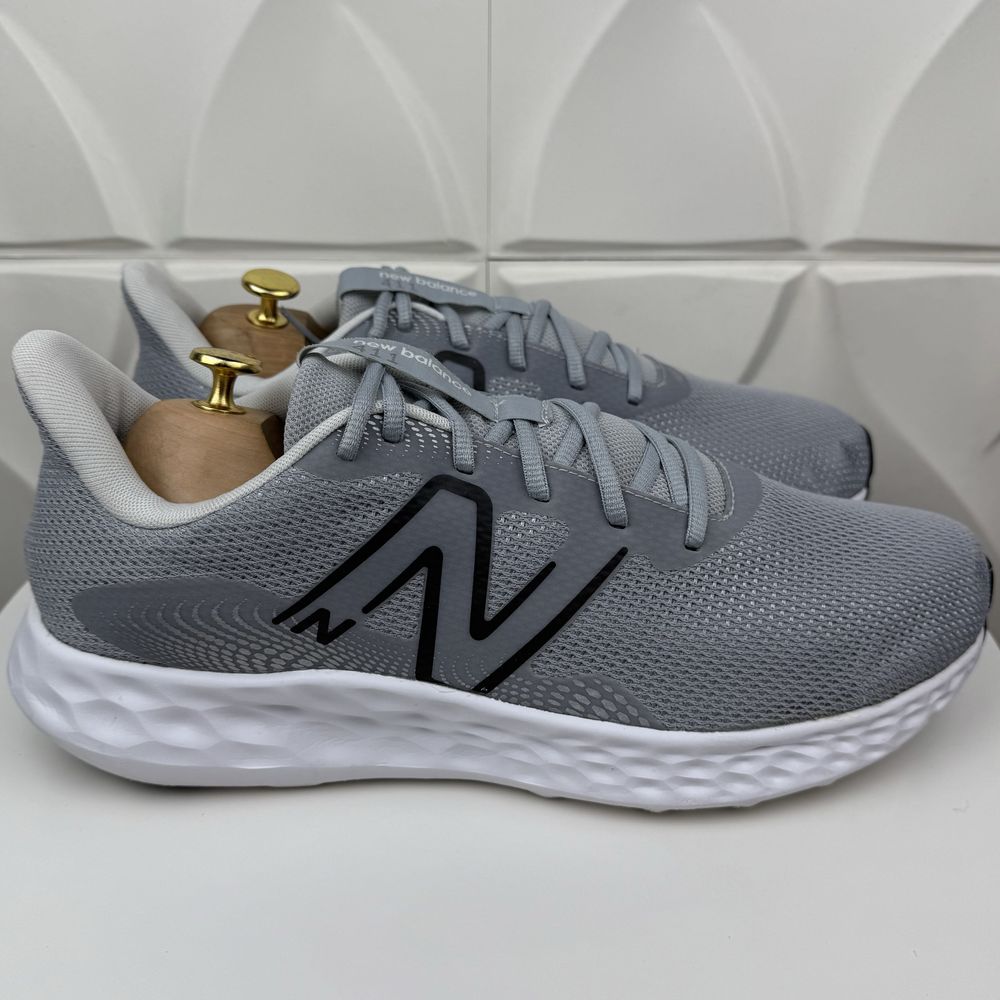 Чоловічі кросівки New Balance 411