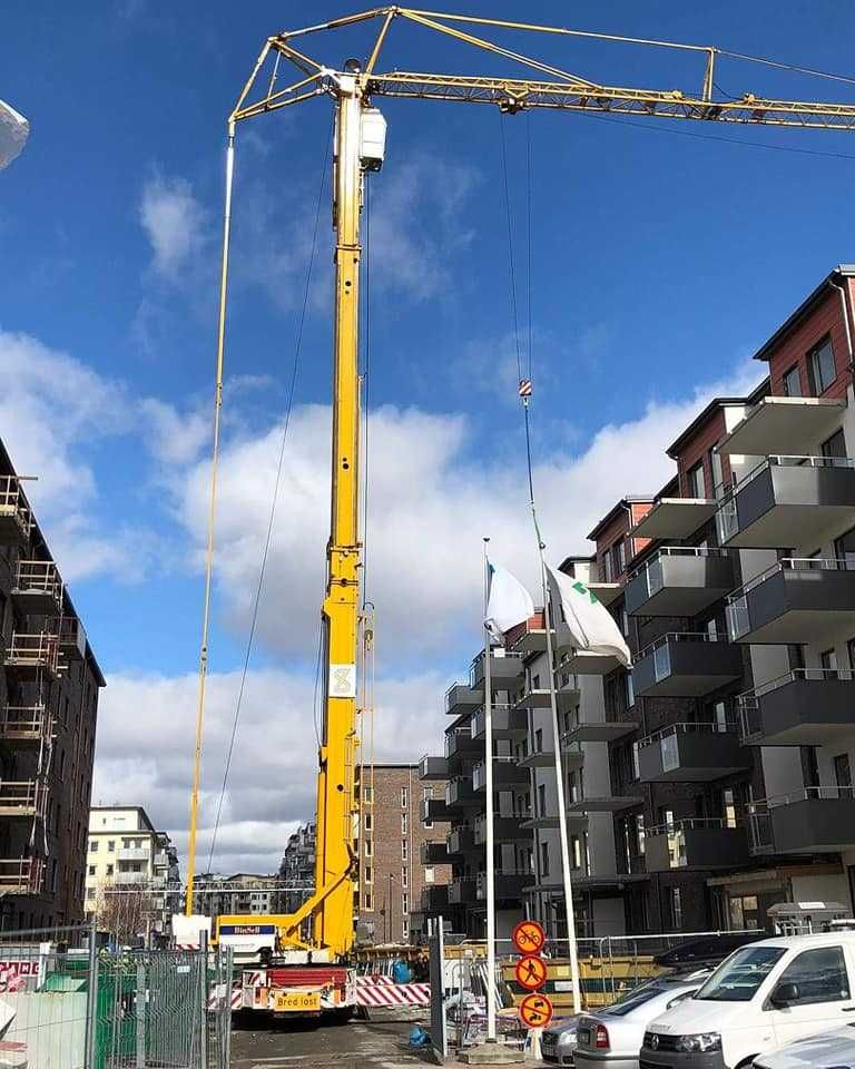 Żurawie wieżowe SPIERINGS wynajem Żurawia Kraków ,Katowice ,Łódź .
