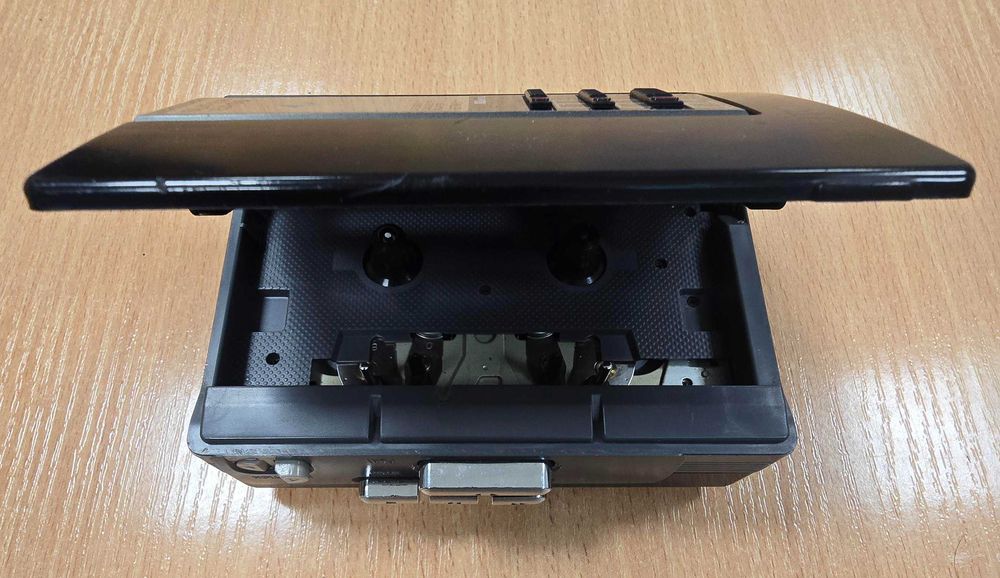 Walkman Aiwa HS-G53 Mark II z SuperBass i Auto-Rewers