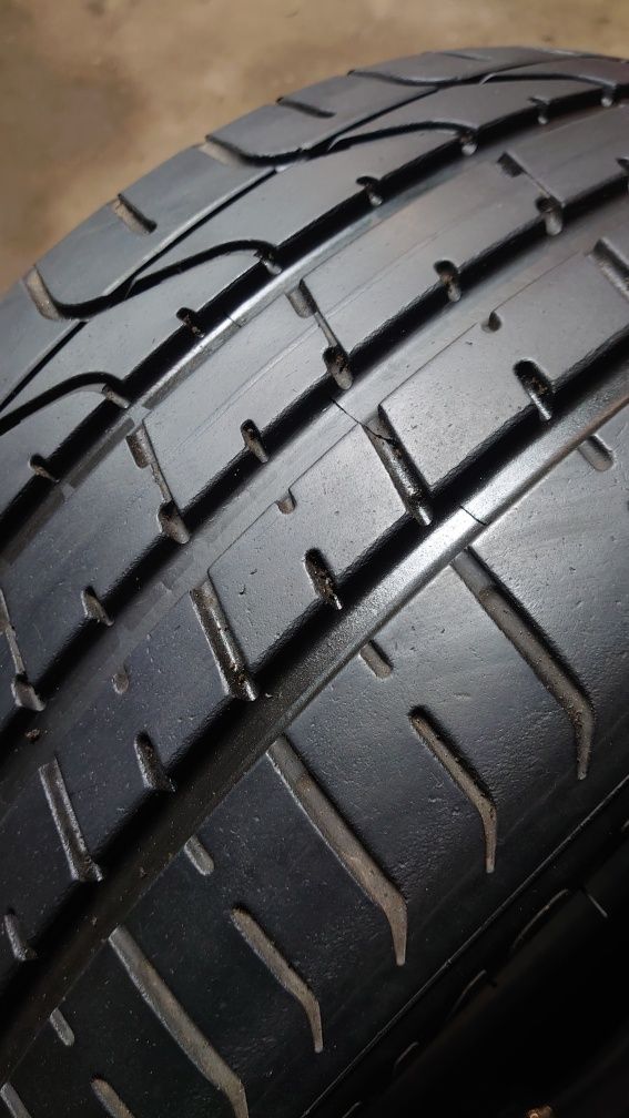 Пара летних шин Pirelli Pzero 235/40 r18 235 40 18