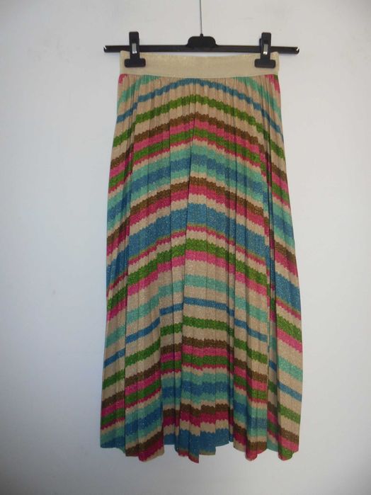 saia de senhora com varias cores