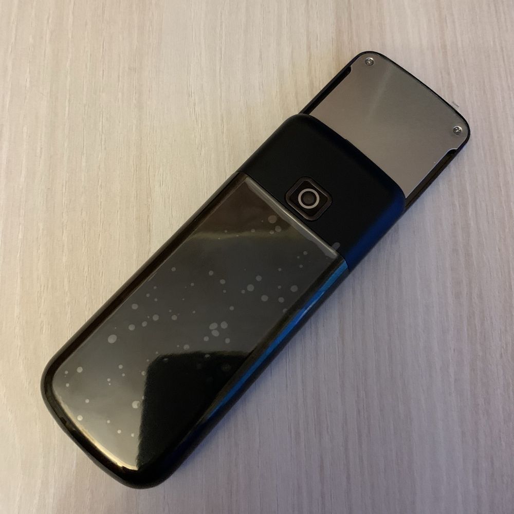 Продам Новий Телефон 8800 Slider Як Nokia 8800! 2 SIM 1500 mAh.