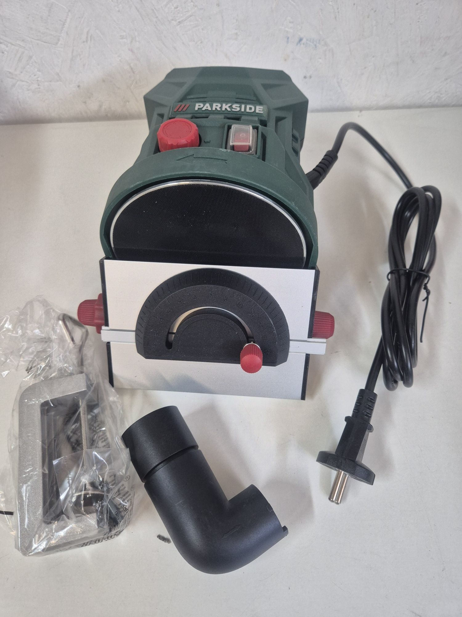 Szlifierka talerzowa PARKSIDE PTSG 140 C2