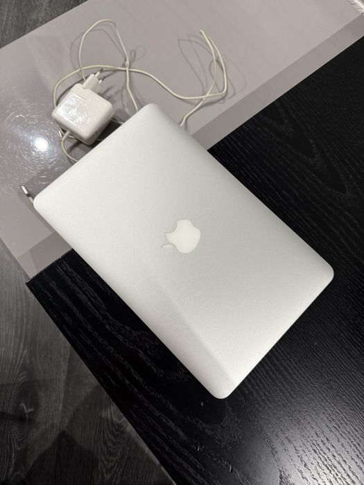 Macbook Air 11, 2015