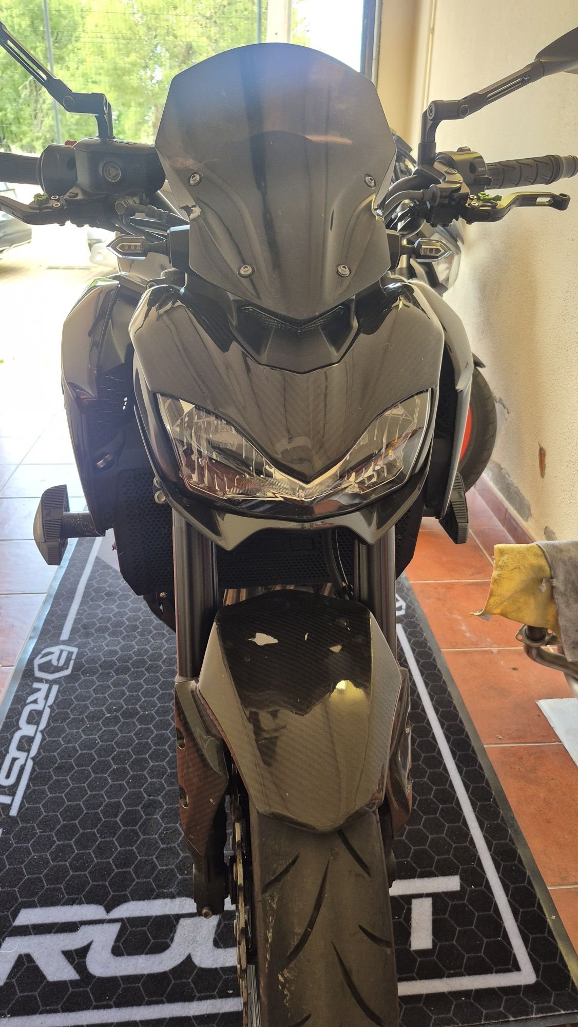 Vendo Kawasaki Z900