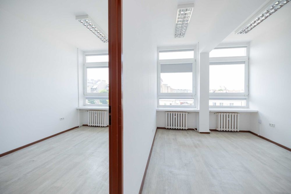 Lokal biurowy z układem dyrektorskim ok. 30 m2 Centrum Kielc