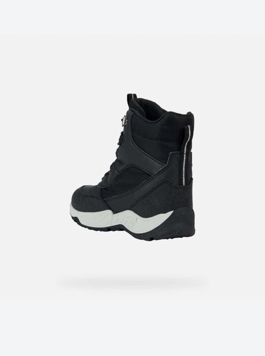 Зимові черевики Geox Sentiero з мембраною Amphibiox.