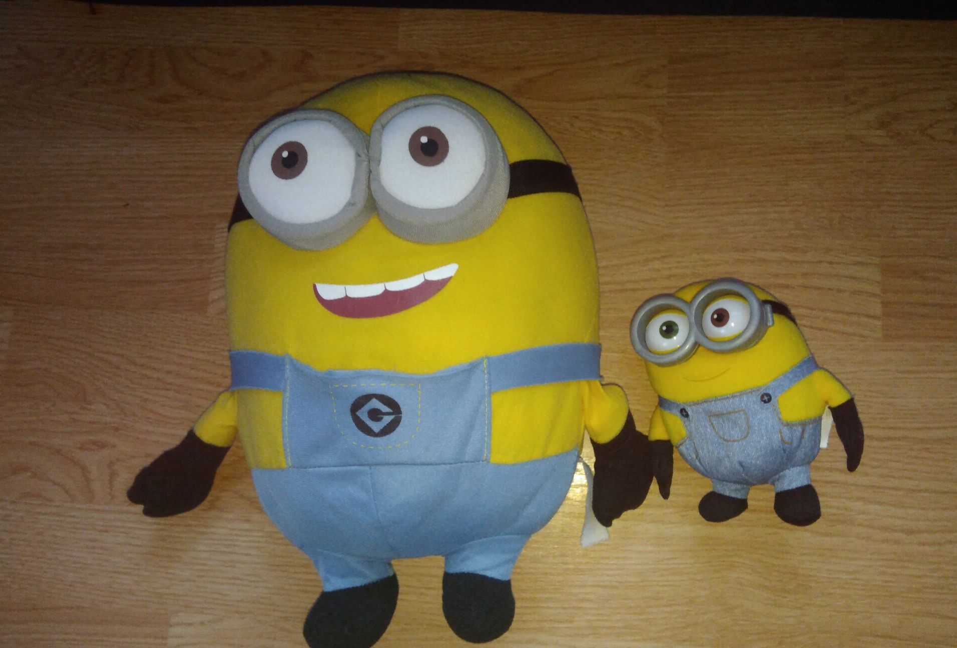 Pluszaki minionki duży 34cm i mały wysyłka 1zl