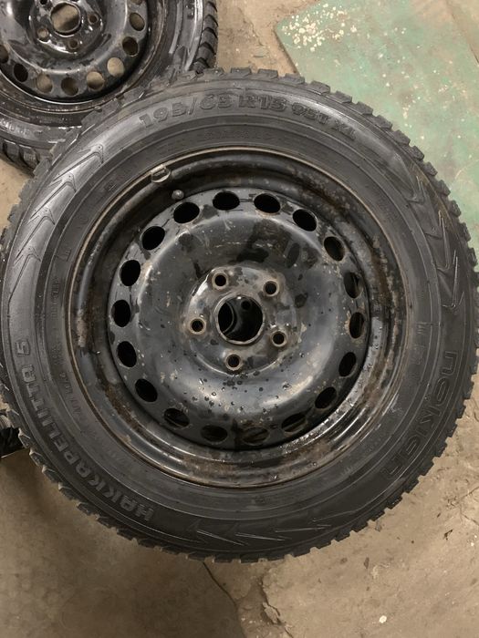 Nokian Hakkapeliitta 5 195/65 R15