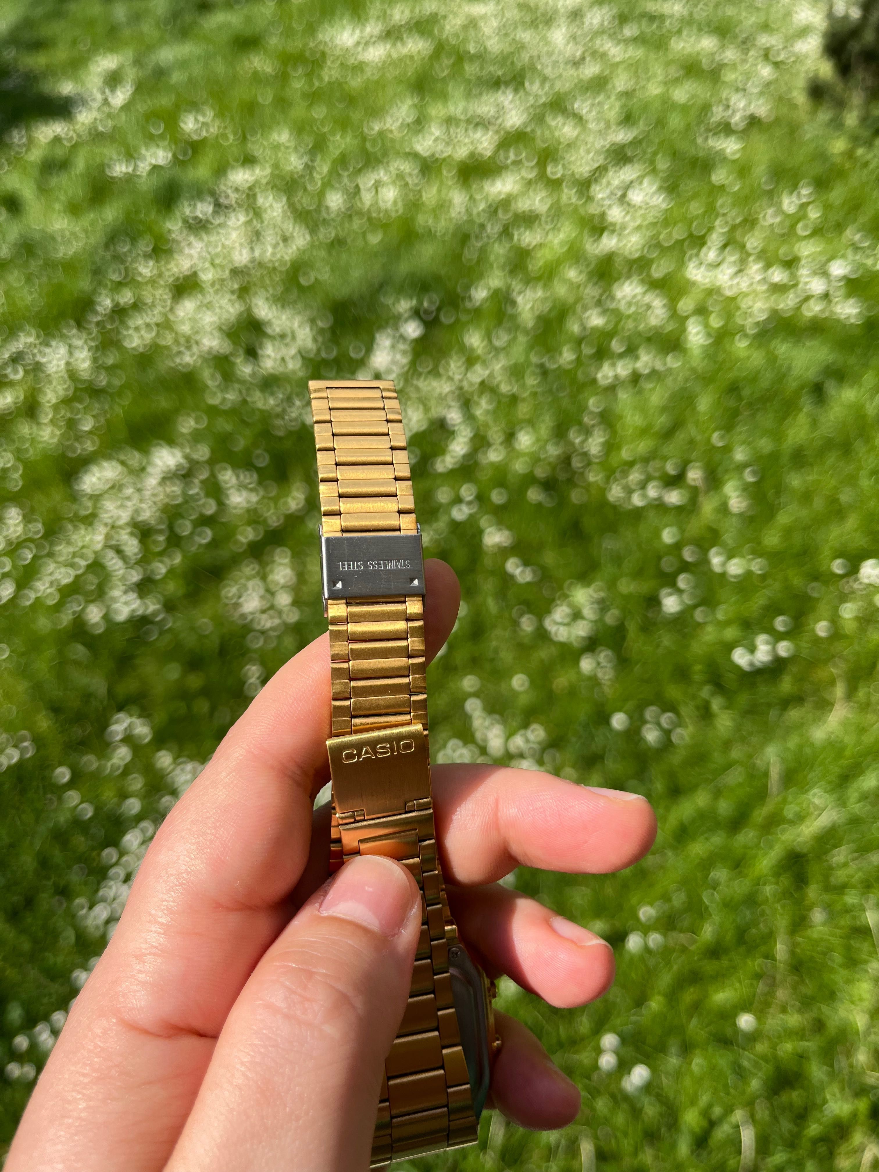 Zegarek Casio złoty