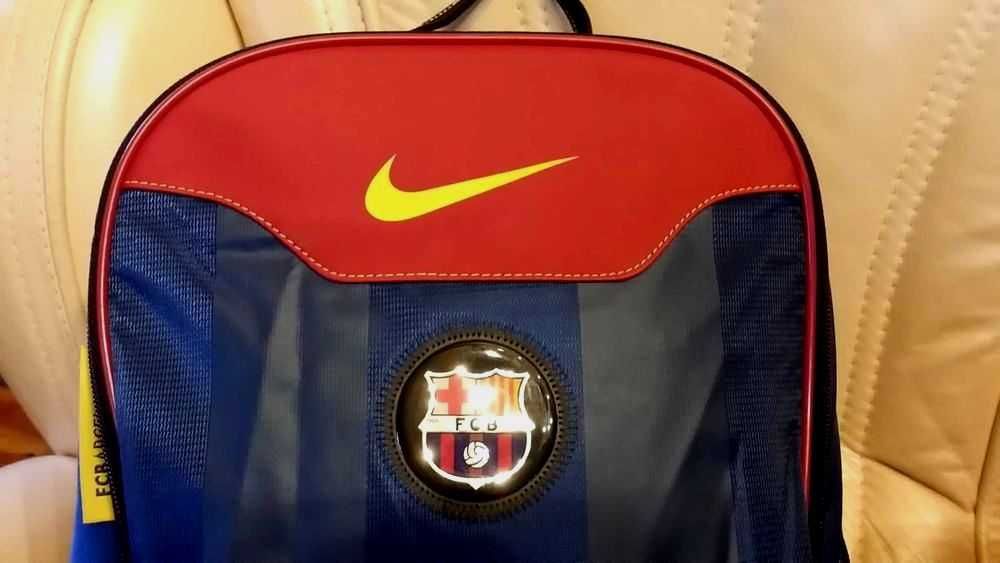 Сумка Nike.Новый комплект сумок Nike FC Barcelona.Оригинал.