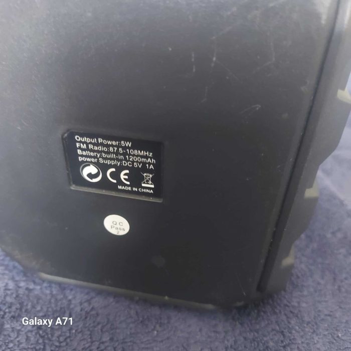 vende se coluna portatil