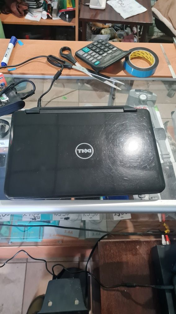 Продам ноутбук Dell Inspiron N5050 Core i3-2350M/ram4/hdd500