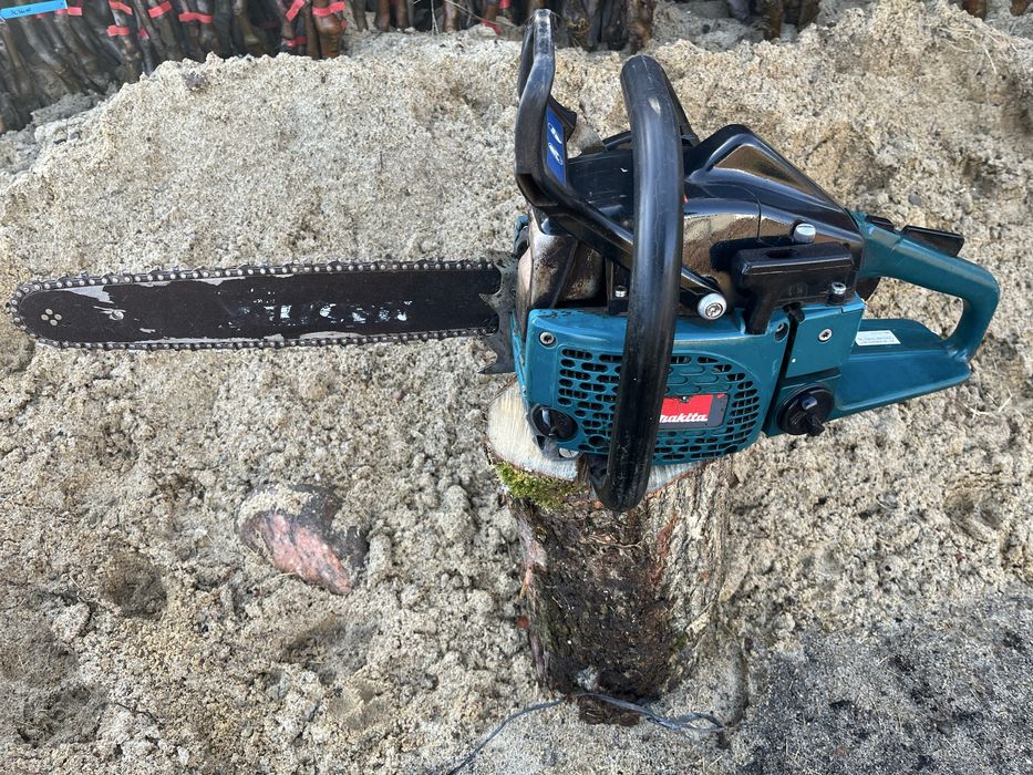 Makita DCS 520 piła spalinowa pilarka stan bdb jak stihl husqvarna
