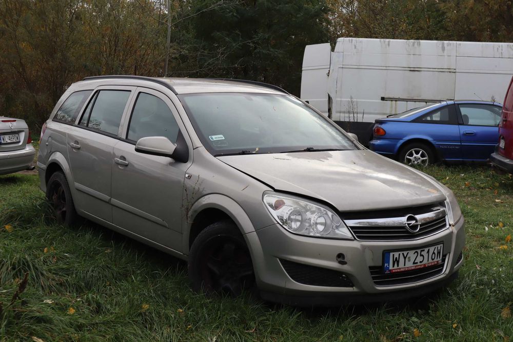 Opel Astra 2009r. 1,6 Benzyna Kombi Automat