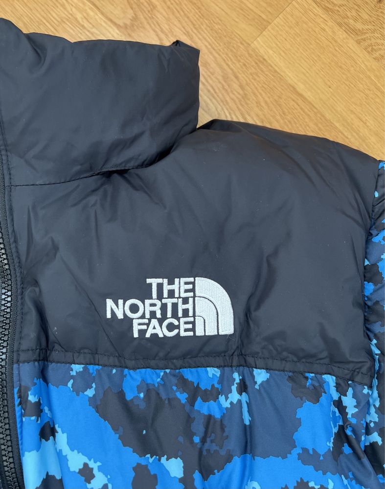 Пуховик The North Face 1996 Nuptse 700