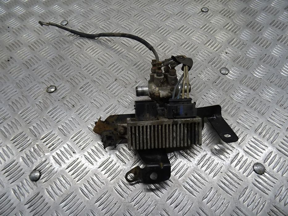 RENAULT LAGUNA III HB 07-12 2.0DCI PRZEKAŹNIK ŚWIEC ŻAROWYCH 8200558438