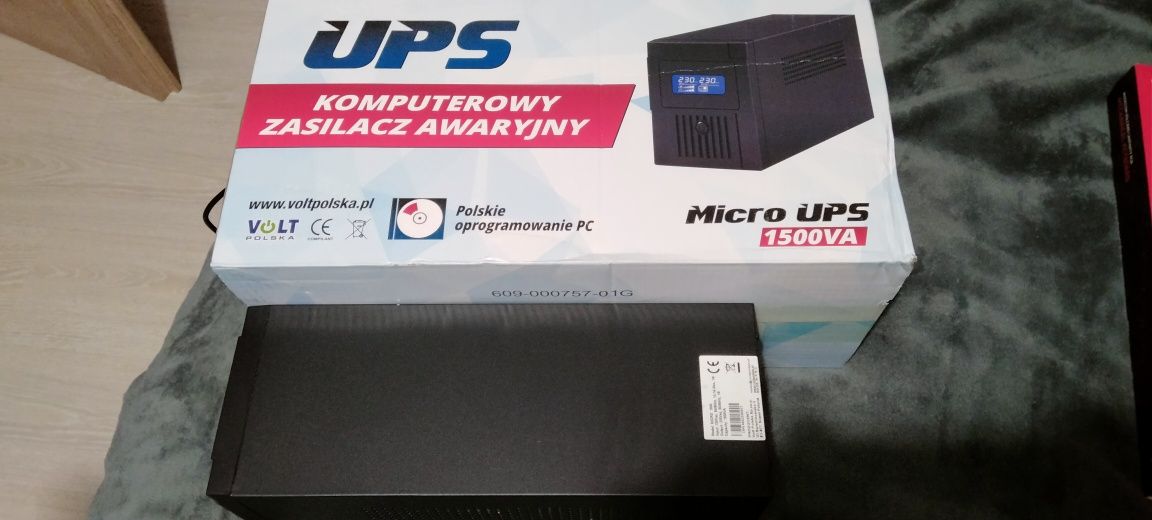 Zasilacz awaryjny VOLT Micro UPS (1500VA/900W, 4x FR, AVR, LCD, USB)