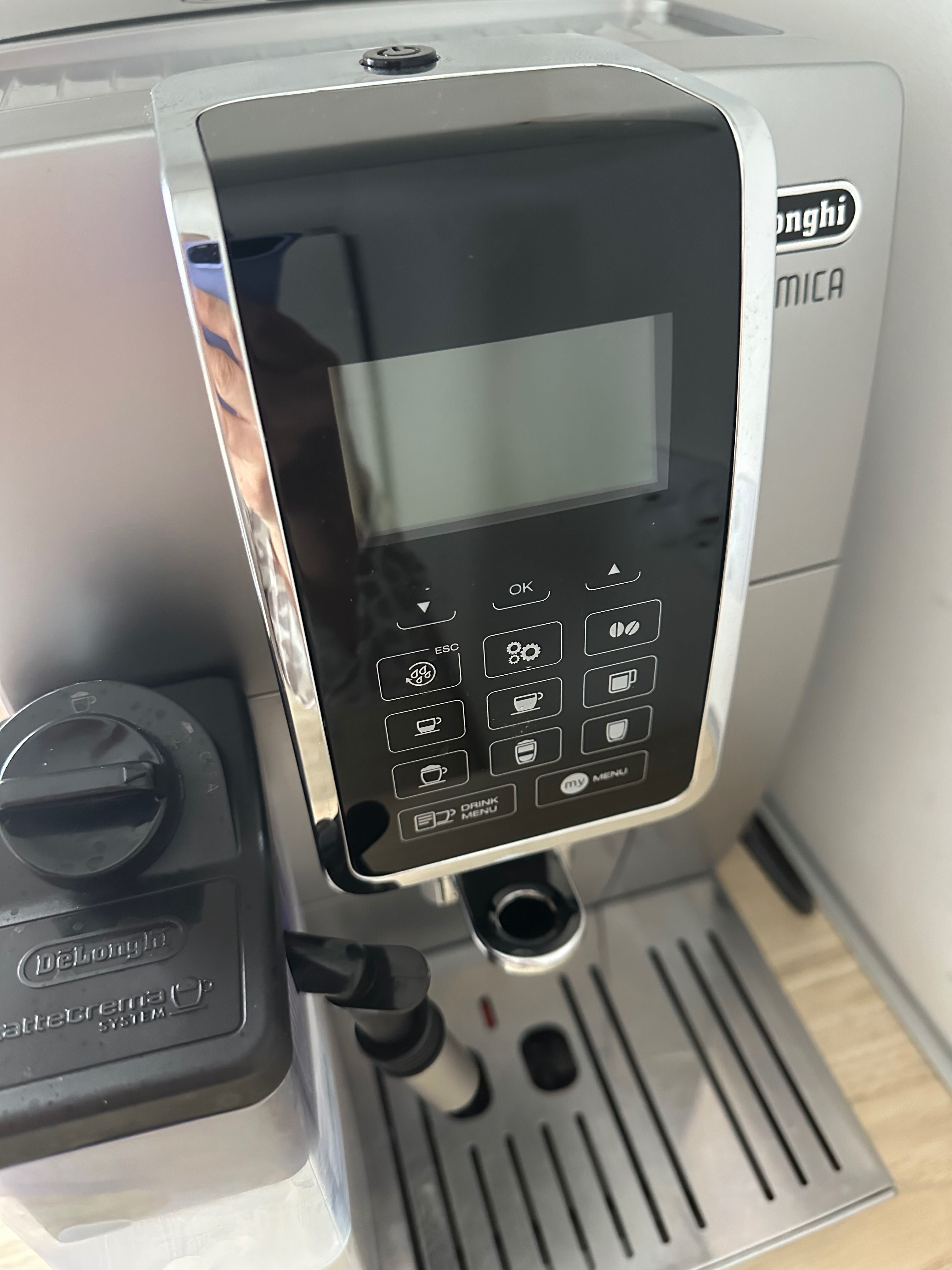 Ekspres DeLonghi Dinamica ECAM 350.55 SB