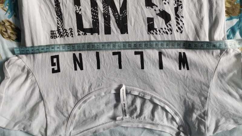 Biały t-shirt, koszulka M