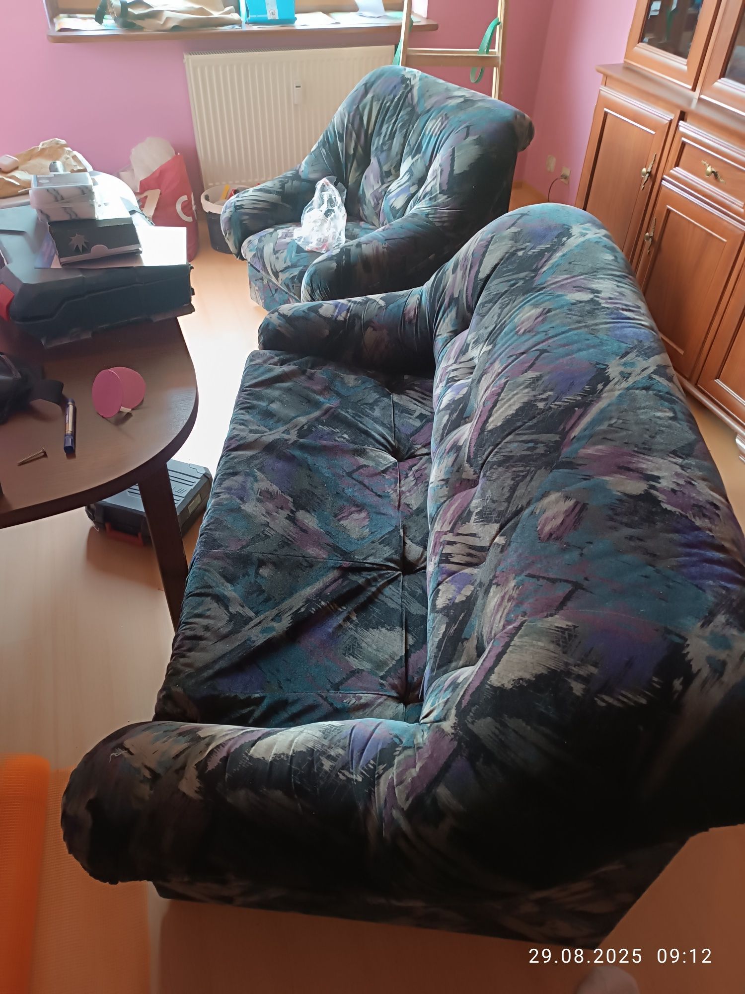 Kanapa plus fotel pojedynczy oddam za darmo wypoczynek