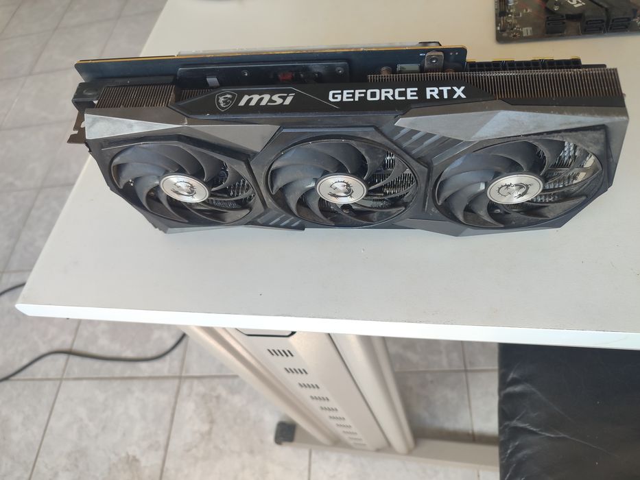 GeForce rtx 3080 gaming x trio 10G com garantia 6 meses