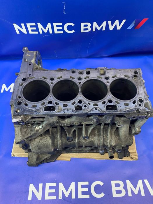Блок циліндрів BMW N47D20C та поршні, шатуни розборка