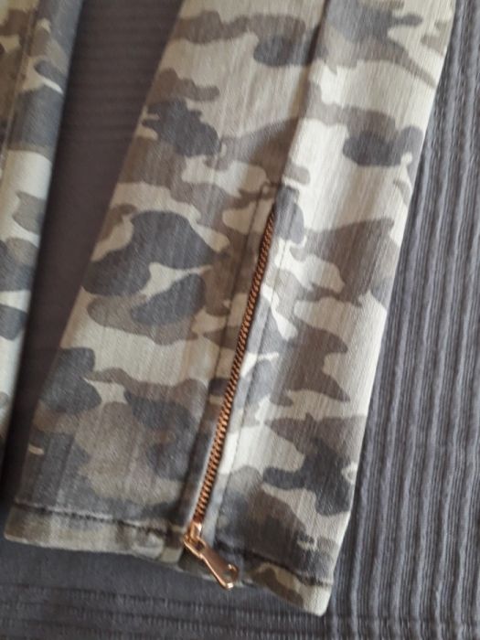 Nowe spodnie dżinsy jeansy moro h&m logg 38