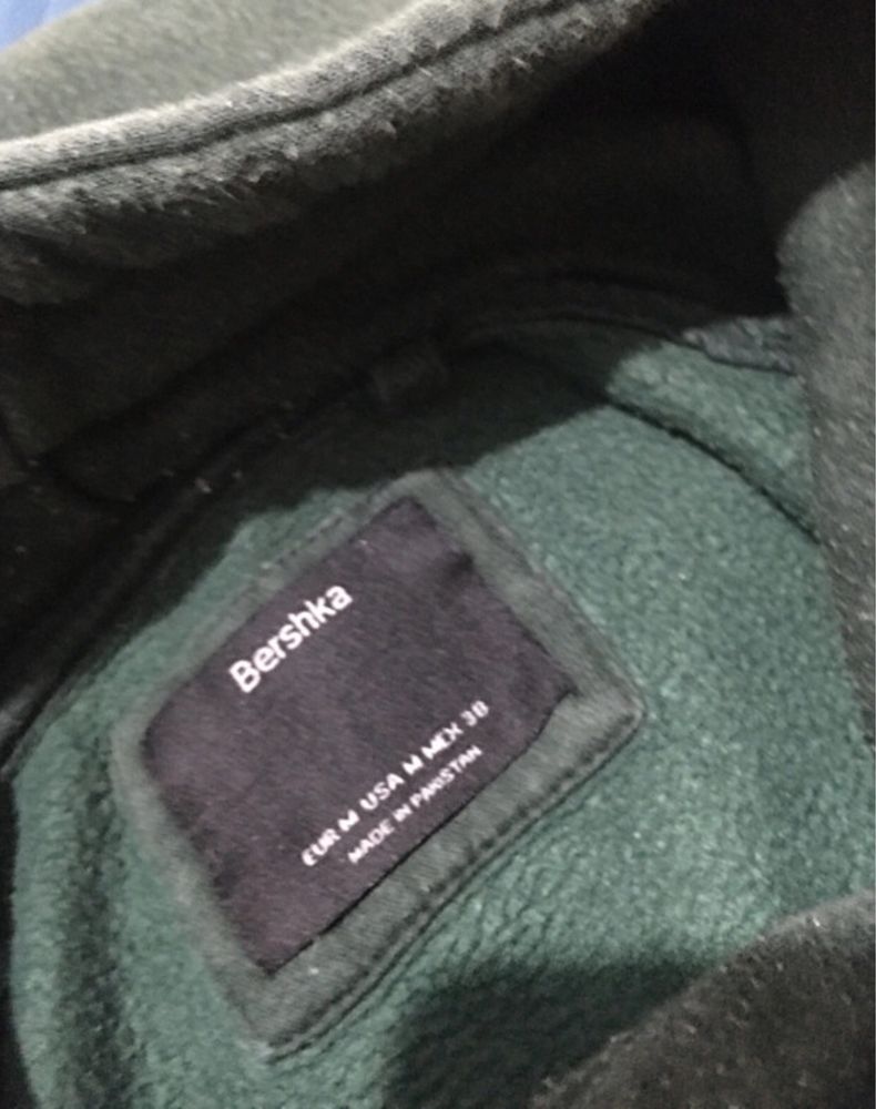 Sweat verde e branca da Bershka