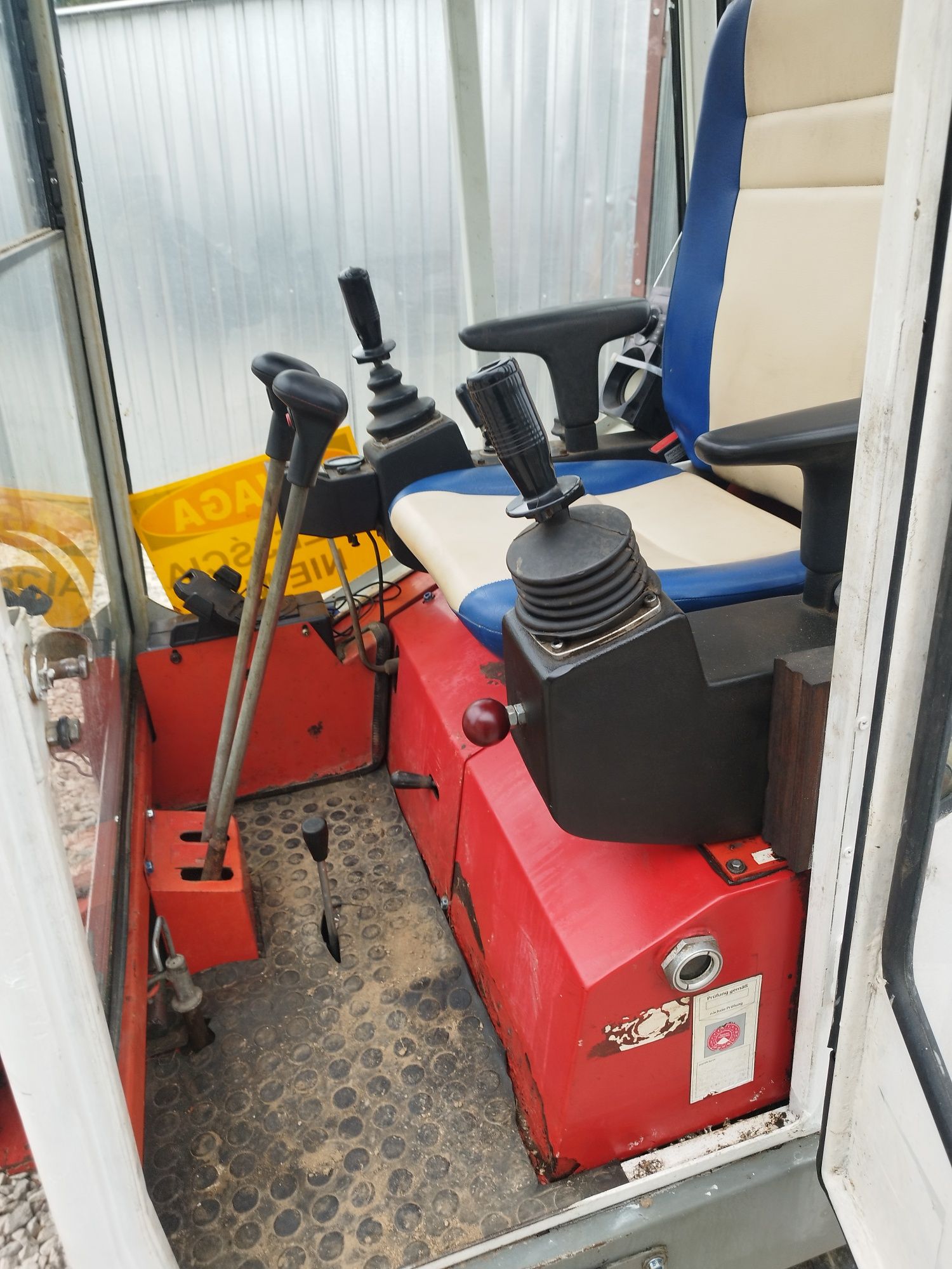 Minikoparka Wacker Neuson Long