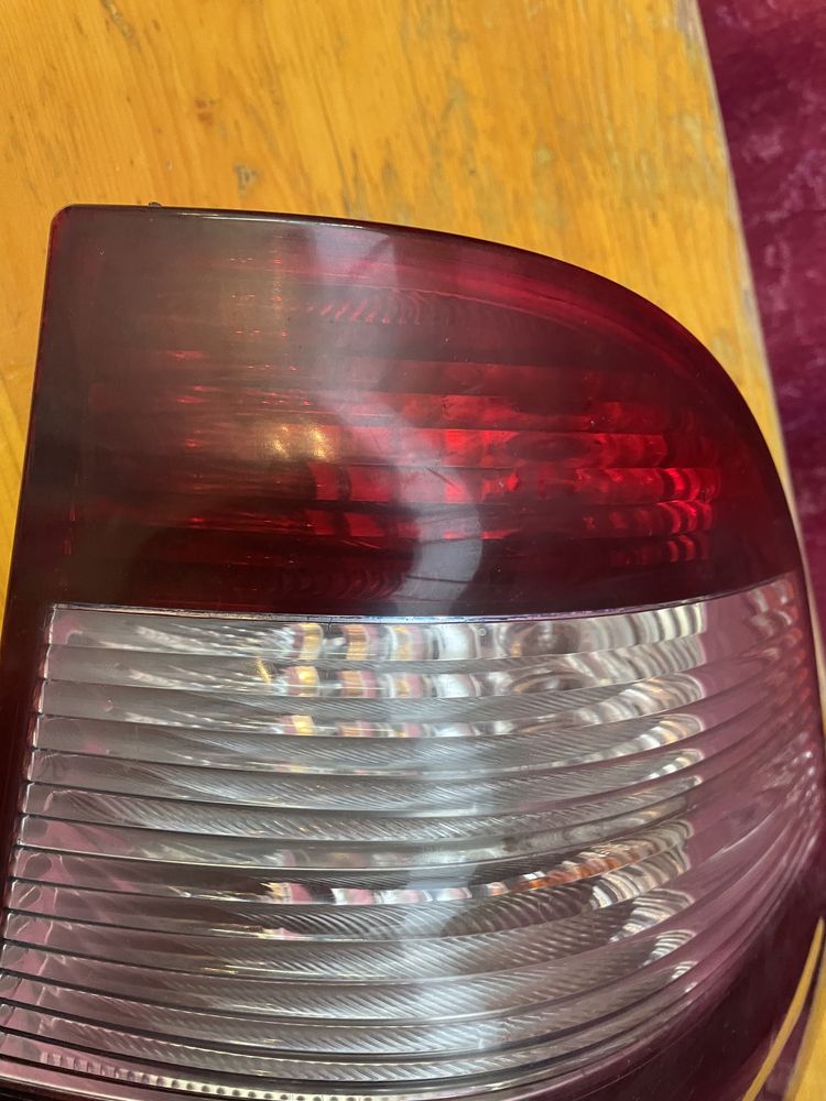 Lampa prawy tył mercedes ml 163 plus dodatki