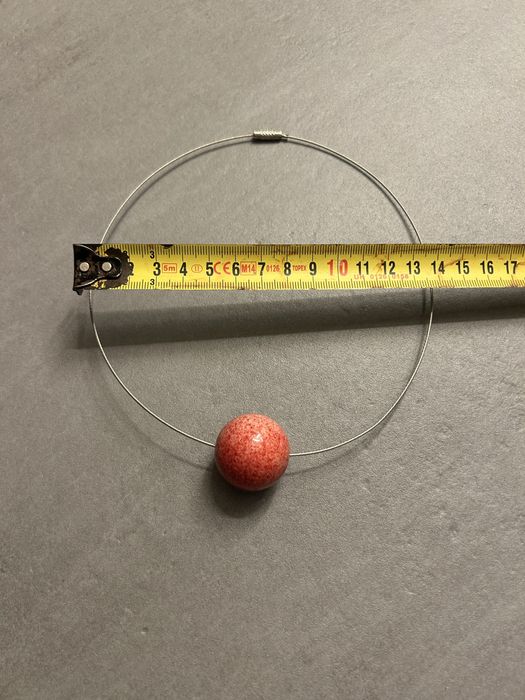 Naszyjnik w ksztalcie Owalnej  zylka metalowa na szyje