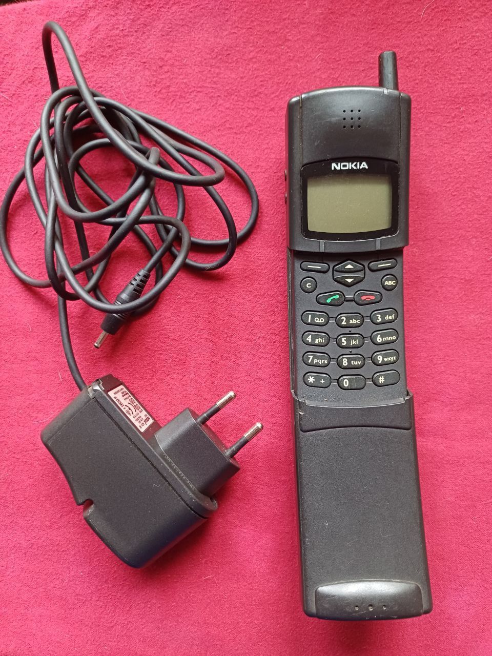 Cотовый телефон NOKIA 8110.Type:NHK-6NX