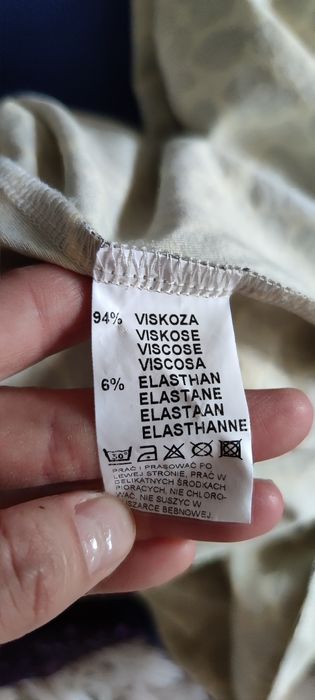 Wiskozowa sukienka w panterkę L 40 bez rękawów elastyczna przed kolano