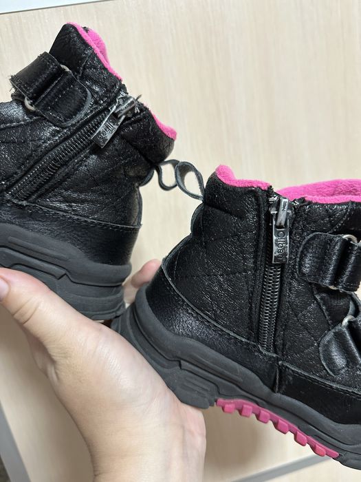 Зимові ботінки для дівчинки