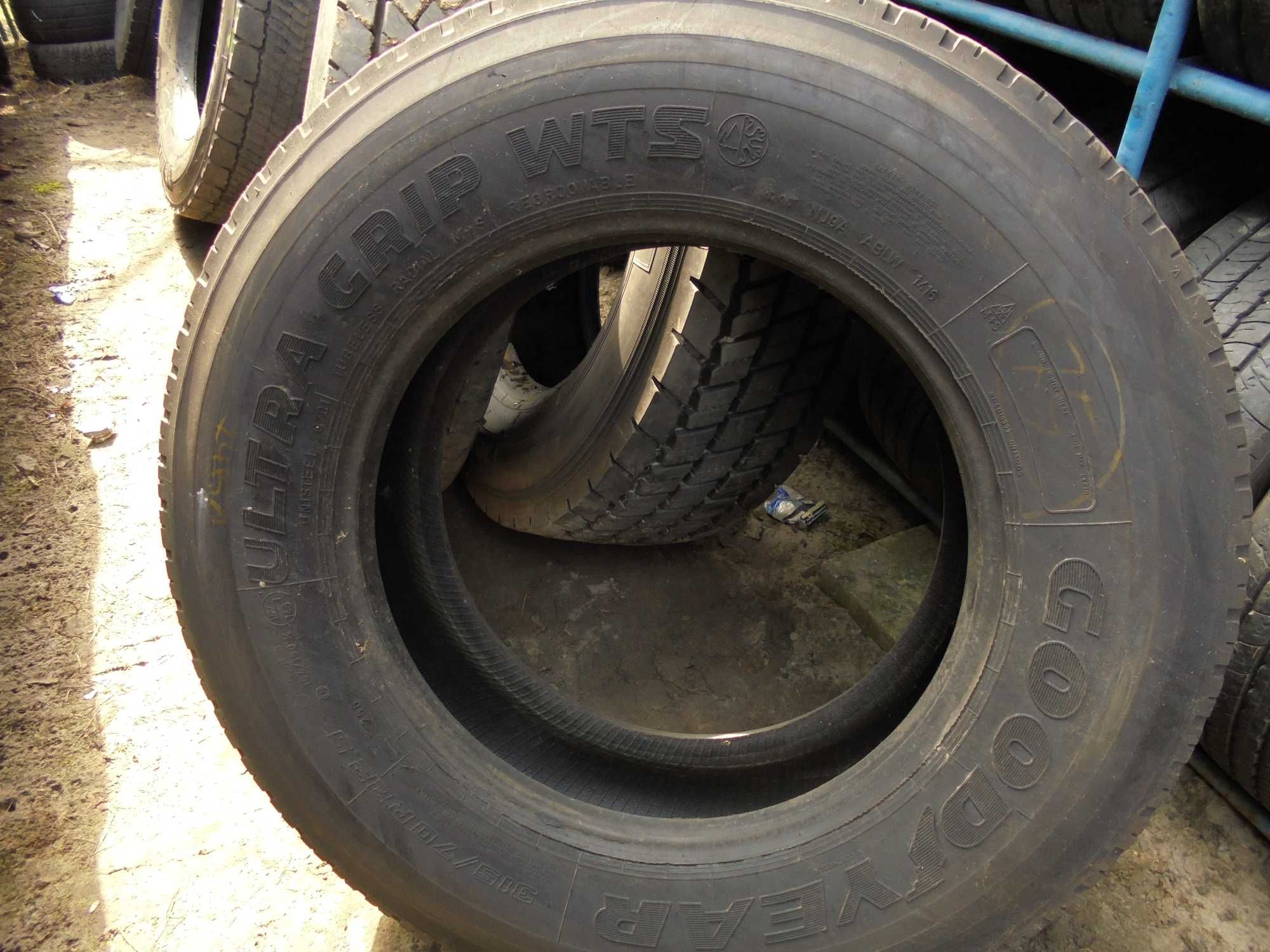 Opona 315/70R22.5 Goodyear Ultra Grip WTS ( 700 netto)