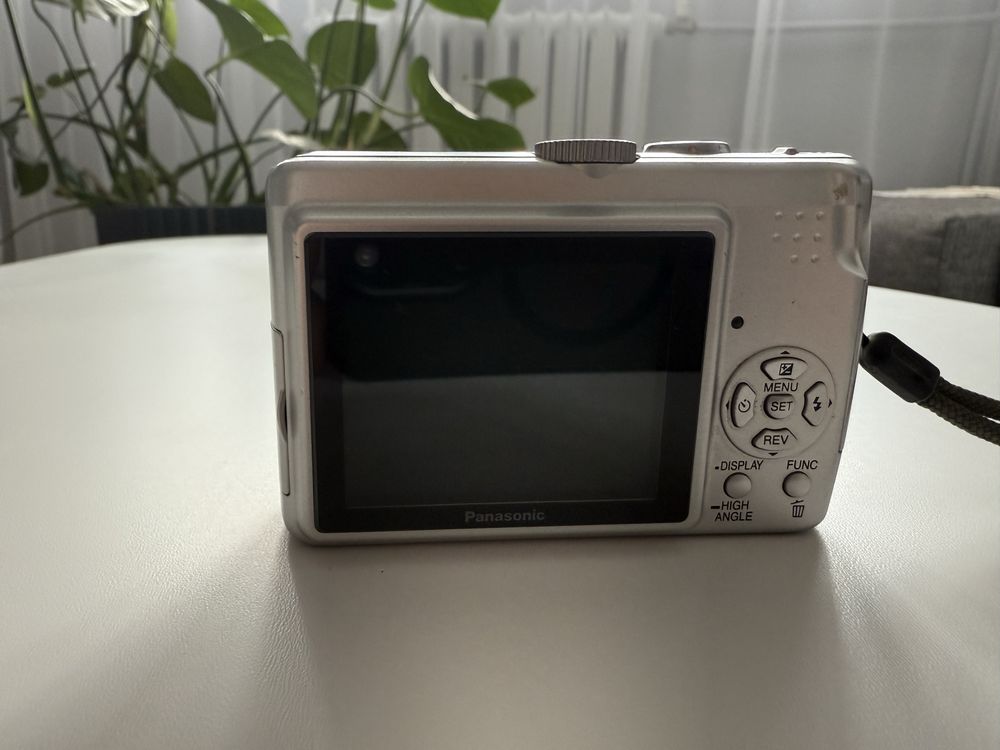 Panasonic Lumix  dmc lz7 retro