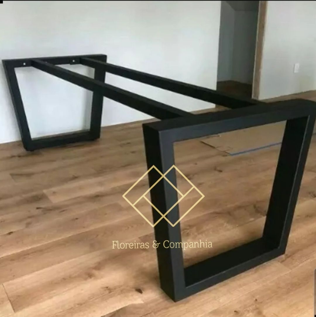 Mobiliário e decoração em metal
