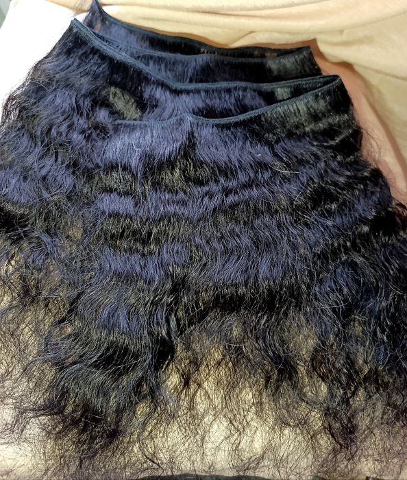 Треси з натурального волосся. Волосся на заколках.  Натуральне волосся