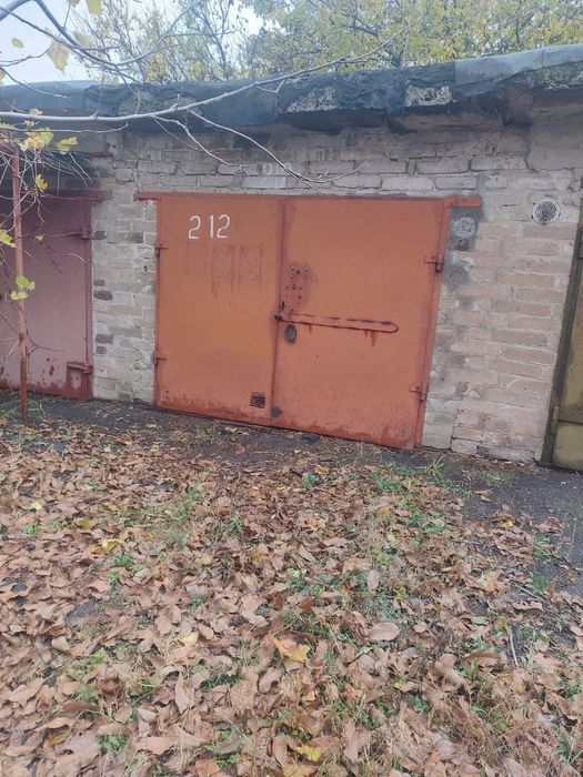 Сдам гараж на длительный срок на Кима